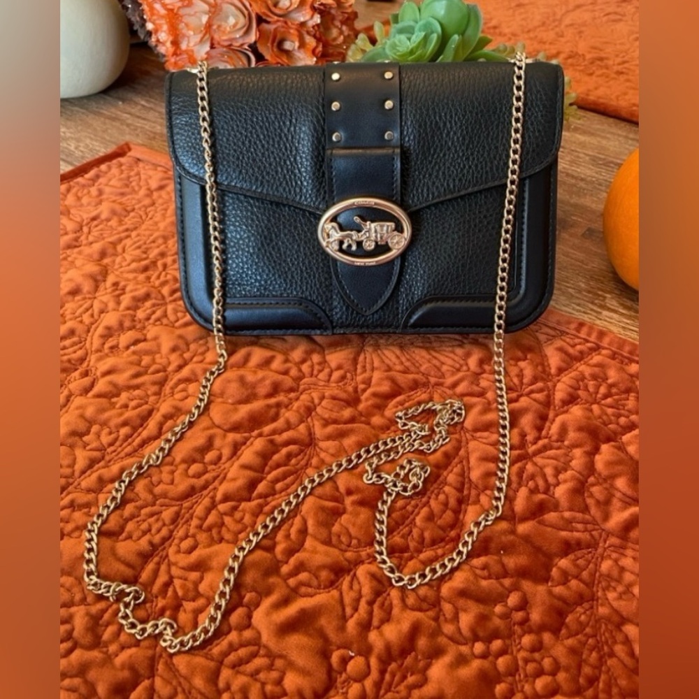 Coach Horse & Carriage Snap Crossbody 19 in Black Pebble & Smooth Leather 2020